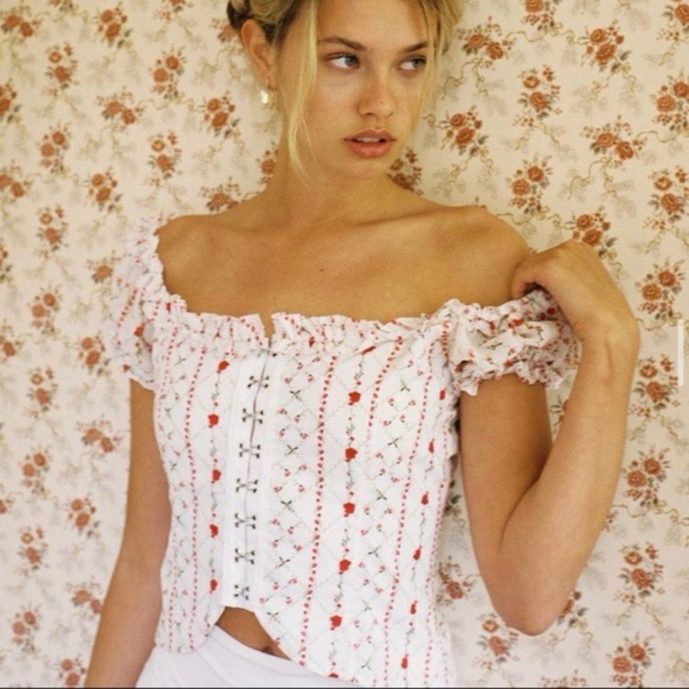 With Jean Mabel Floral White Blouse